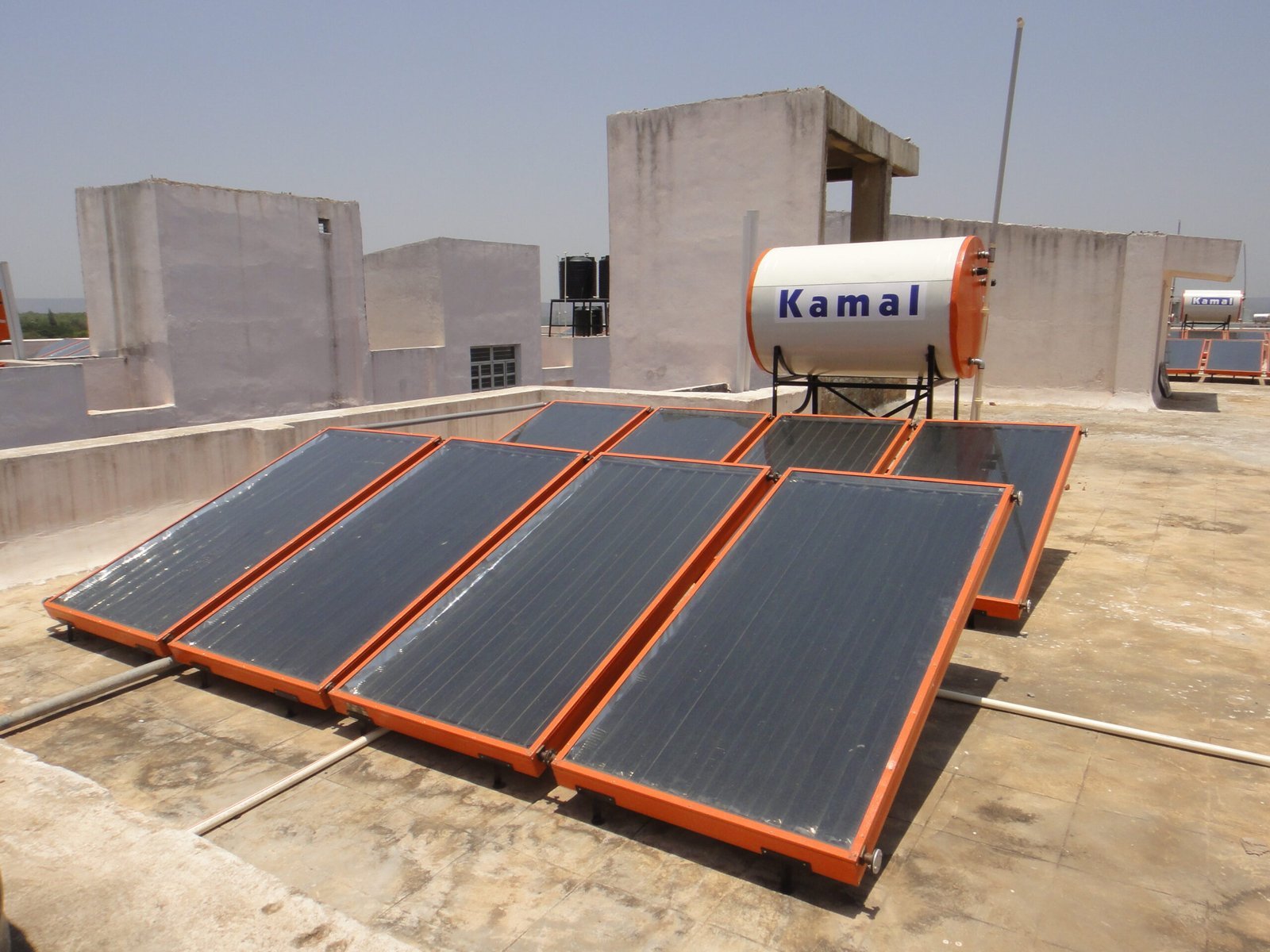 Kamal 750LPD GL Solar Water Heater with Heat Pump